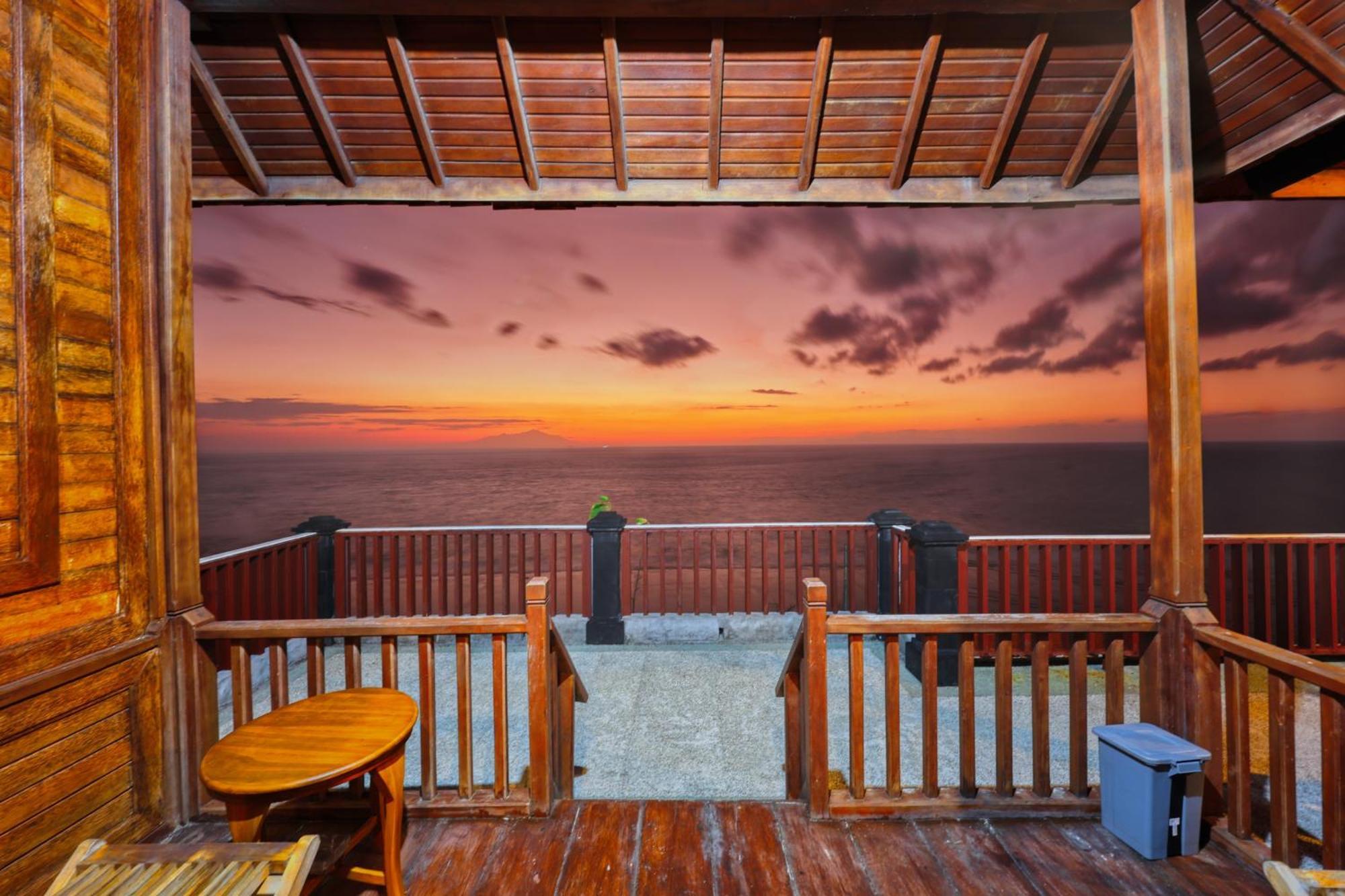 Manta Cottage Seaview Plus Batununggul Eksteriør billede